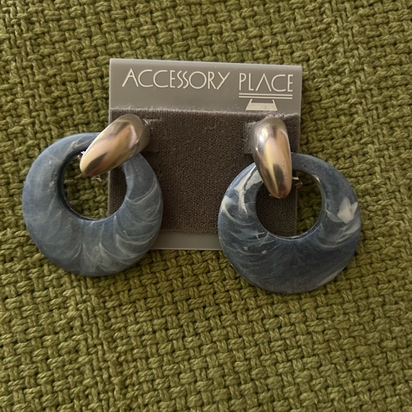 80s Vintage Earrings & Necklace Set - Picture 2 of 3